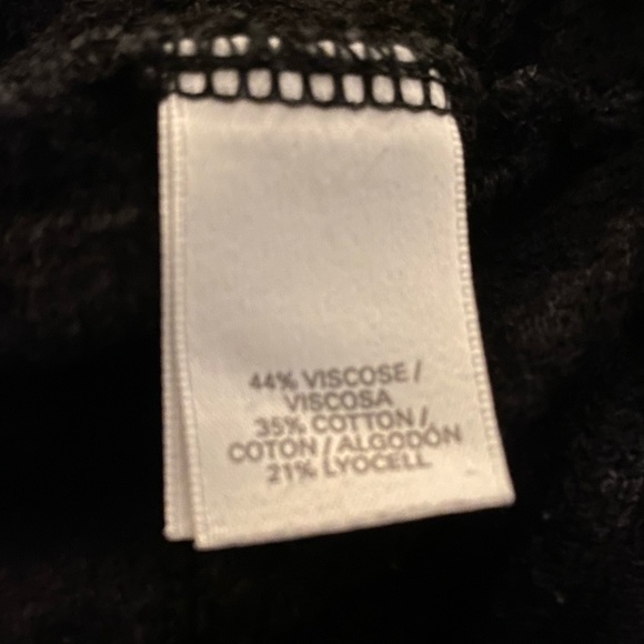 Victoria’s Secret Sleep Sweater - Picture 9 of 9